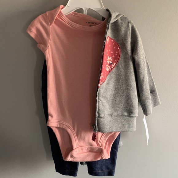 Carter’s Baby Girl NWT 3-piece Outfit Set - Picture 2 of 4